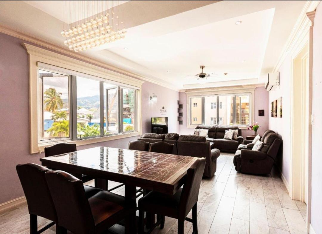 Finest Accommodation Riches Manor 1 Gladstone Drive Apt A2 Kgn 6 New Kgn Kingston Exterior photo